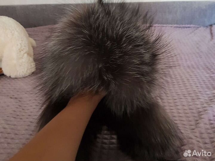 Женские меховые шапки