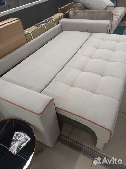 Мягкий диван/ диван прямой