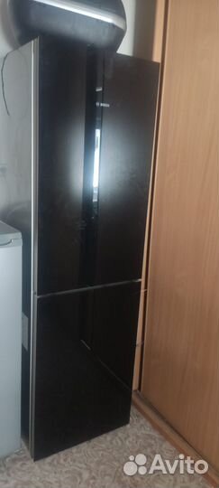 Холодильник чёрный Bosch