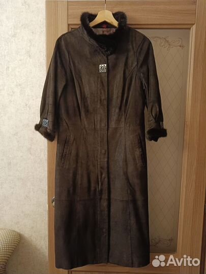 Пальто женское замшевое р46