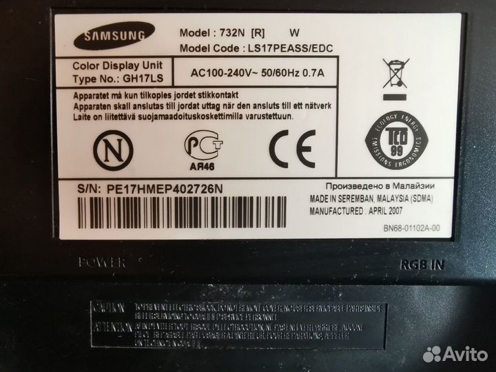 Монитор samsung