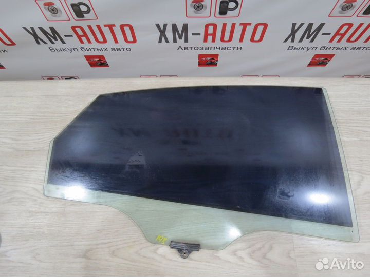 Стекло двери задней правой Hyundai i40
