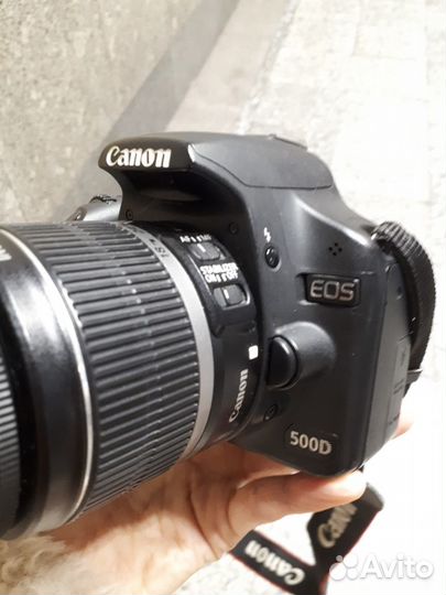 Зеркальный фотоаппарат