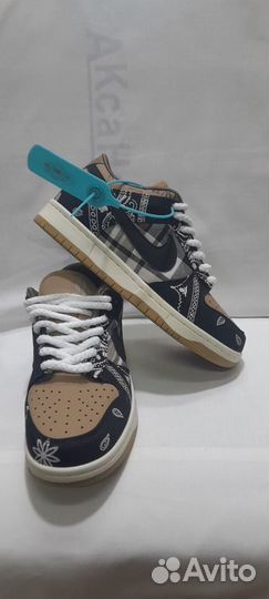 Кроссовки Nike Dunk