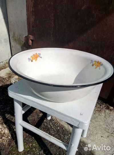 Таз эмалированный