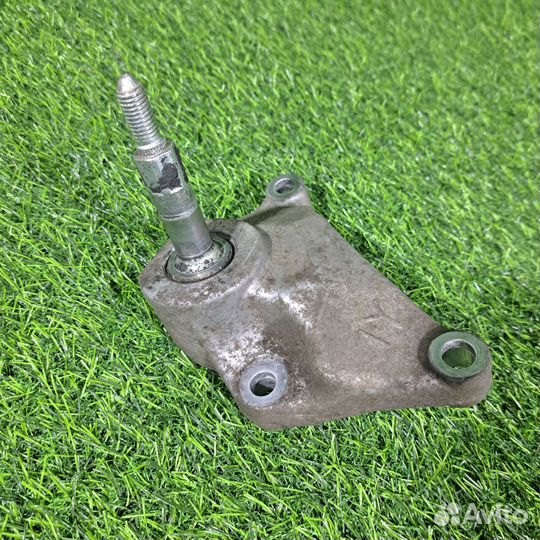 Кронштейн АКПП Ниссан Ноут Е11 HR16