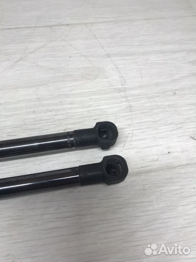 Газовые упоры багажника Honda stepwgn spada RK5