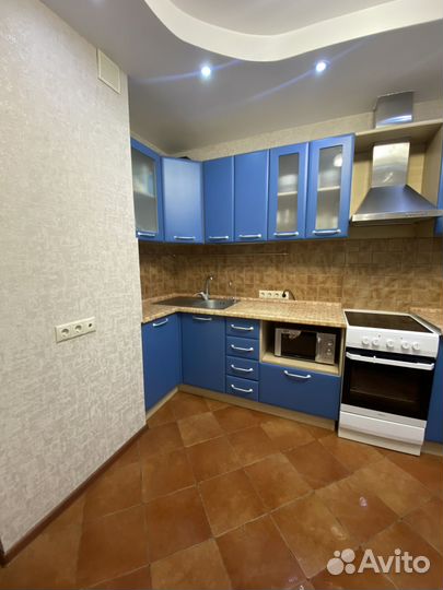 Кухонные гарнитуры угловые бу