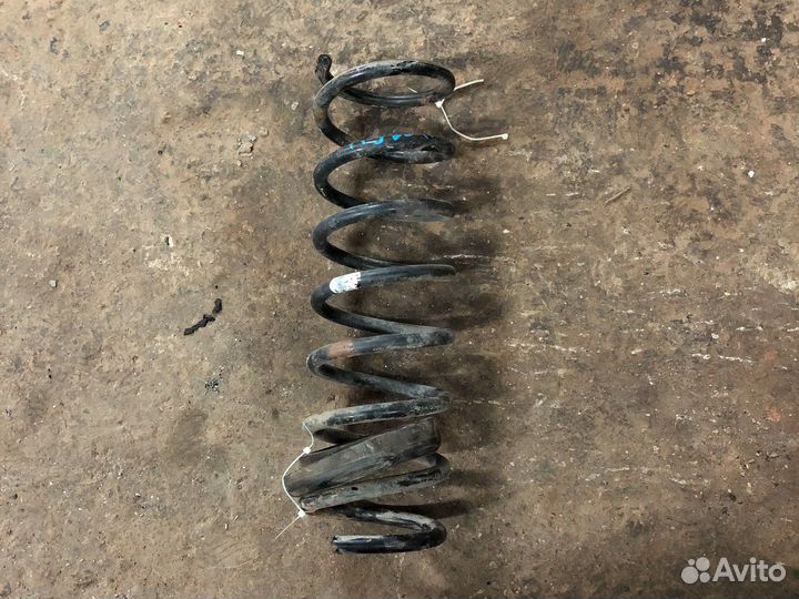 Mazda 3 bl пружина задняя