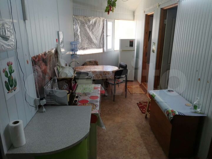 Комната 100 м², 1/2 эт.