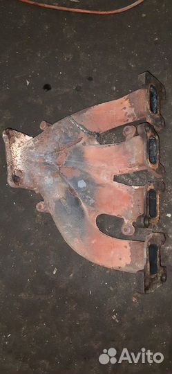 Выпускной коллектор Dodge Stratus 2,4