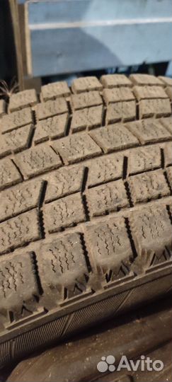 Bridgestone Blizzak MZ-03 215/60 R16