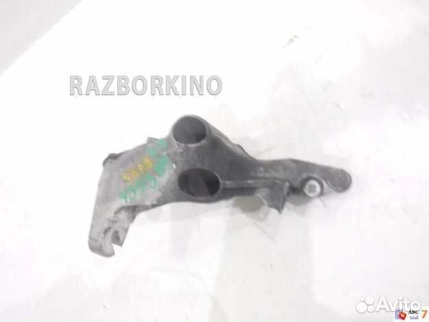 Кронштейн двигателя Сааб