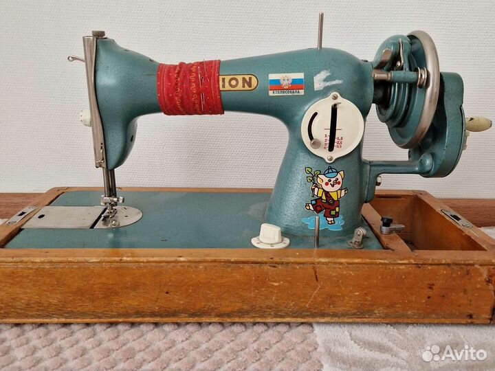 Швейная машинка