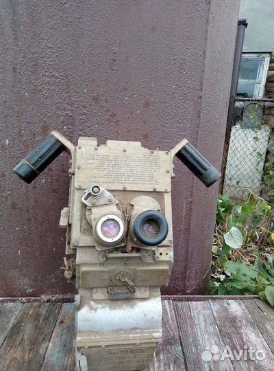 Прибор ночного дневного виденья