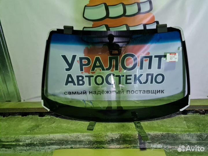 Лобовое стекло с антенной VW Transporter T5