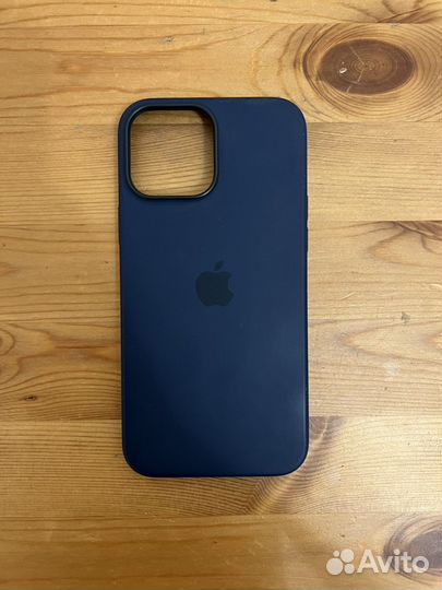 Чехлы на iPhone 13 pro max