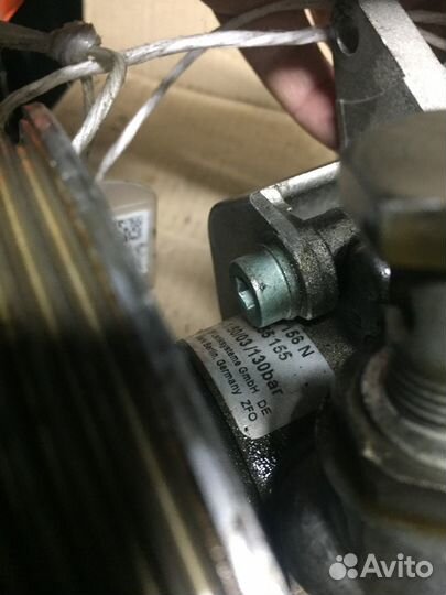 Насос гидроусилителя V6 4B0145156N б/у Audi VW