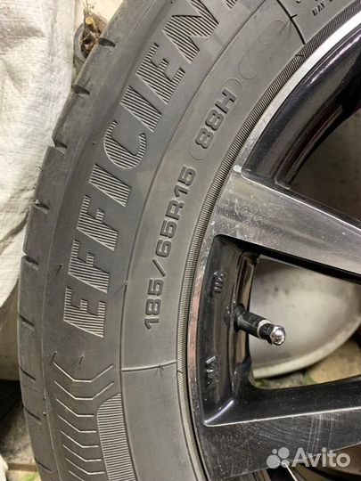 Goodyear EfficientGrip Performance 185/65 R15