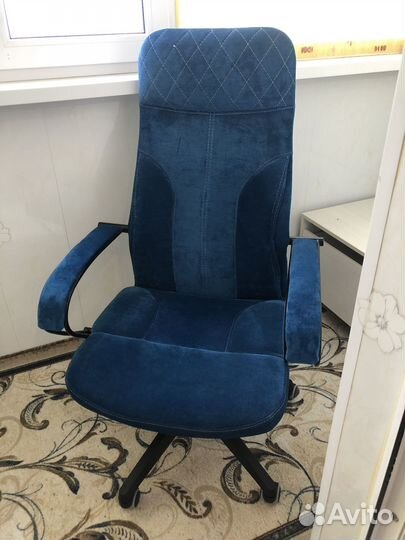 Компьютерное кресло