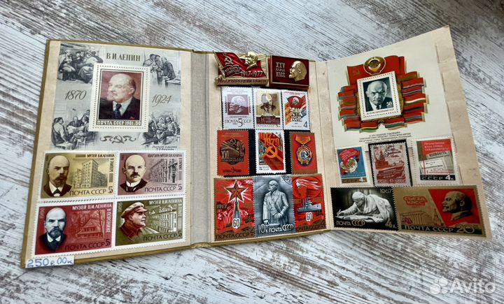 Коллекционный набор марок и значков Ленин