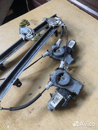 Моторчик стеклоподъемника ниссан note E11