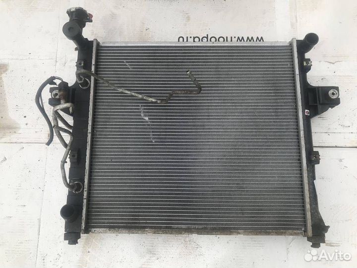 Кассета радиаторов 4.0 Jeep Grand Cherokee WJ 19