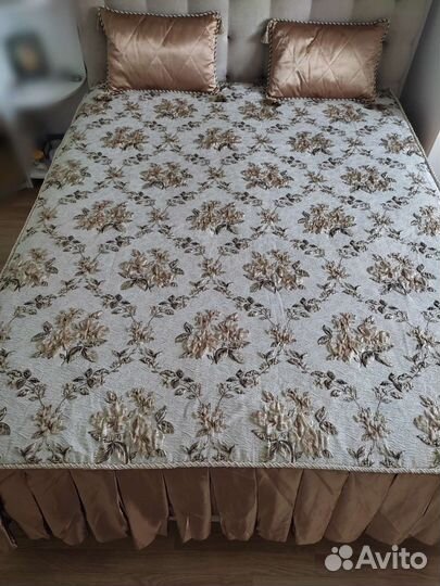 Покрывало на 2 х спальную кровать