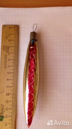 Стеклянная елочная игрушка 