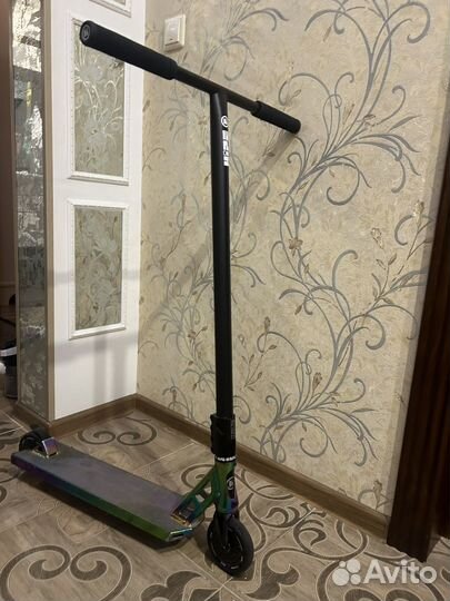 Трюковой самокат Hipe