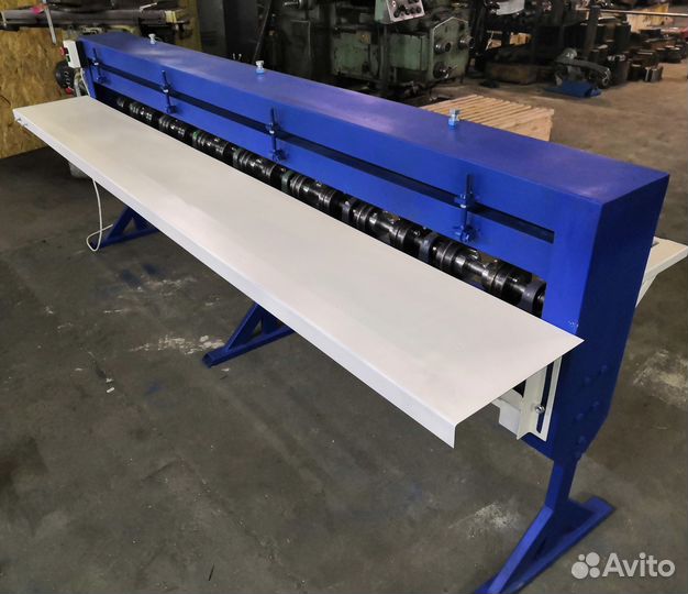 Станок для нанесения ребер жесткости