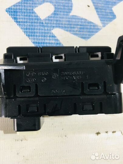 Блок кнопок KIA optima 4 JF 2.0 мт седан