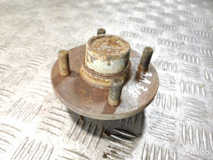 Ступица задняя Nissan Micra k11 K11