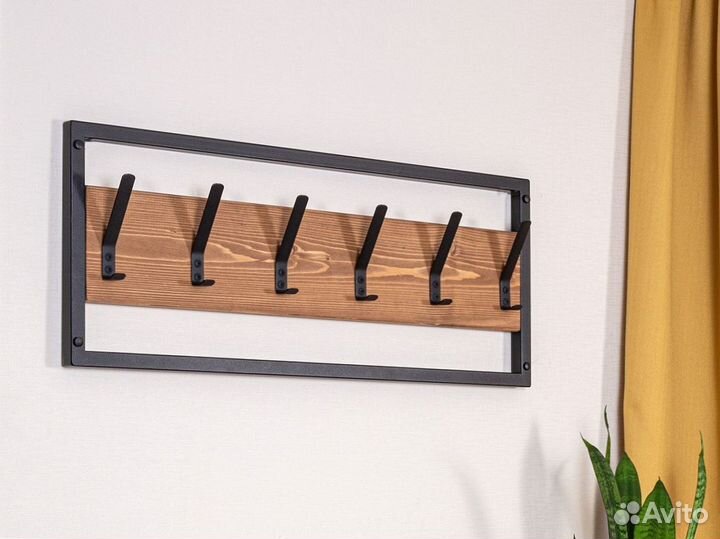 Вешалка настенная в прихожую