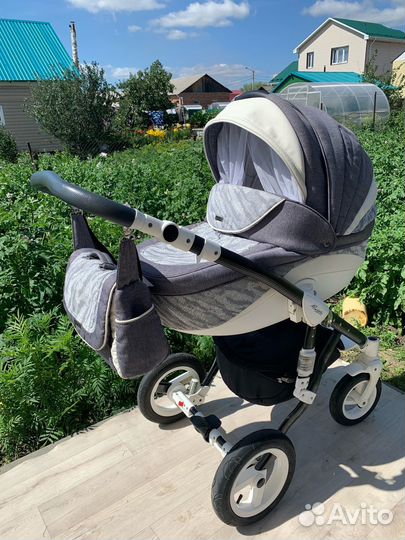 Коляска Adamex 2 в 1 с автолюлькой