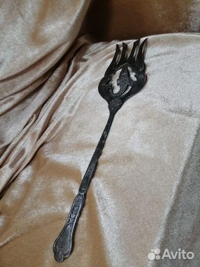 Вилка сервировочная. Для рыбных блюд