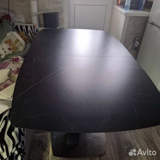 Кухонный стол