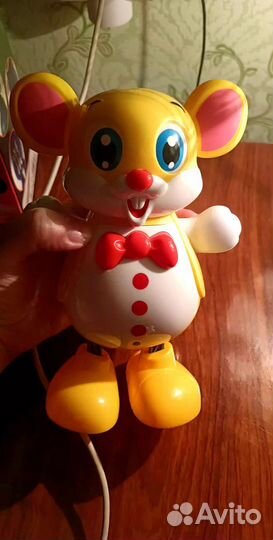 Танцующая зверушка