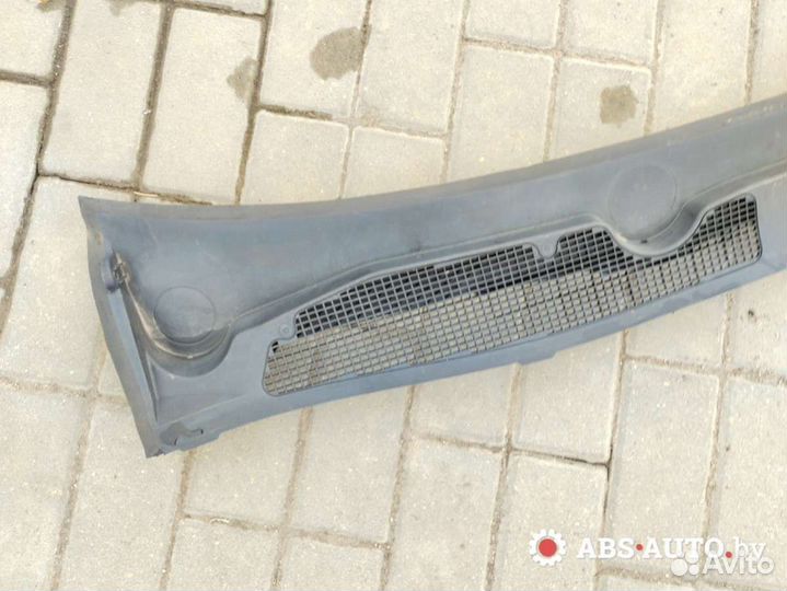 Дождевик Renault Megane 3 2010 668110003R