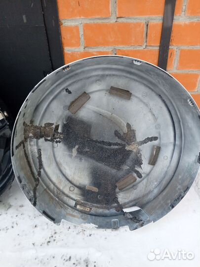 Колпак запасного колеса rav4