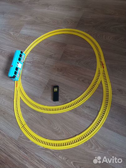 Детские игрушки Трамвайчик на рельсах