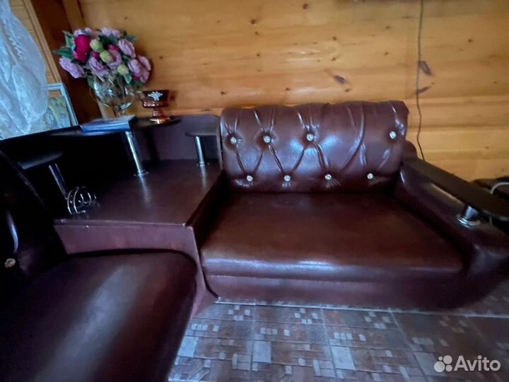 Угловой диван