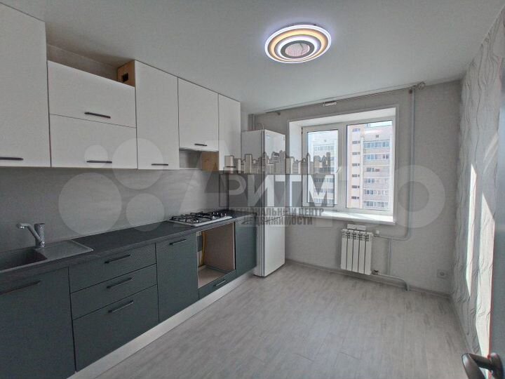 2-к. квартира, 54 м², 8/10 эт.