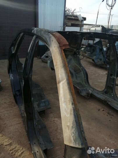 Стойка лобового, батон крыши Kia Sorento 2 XM