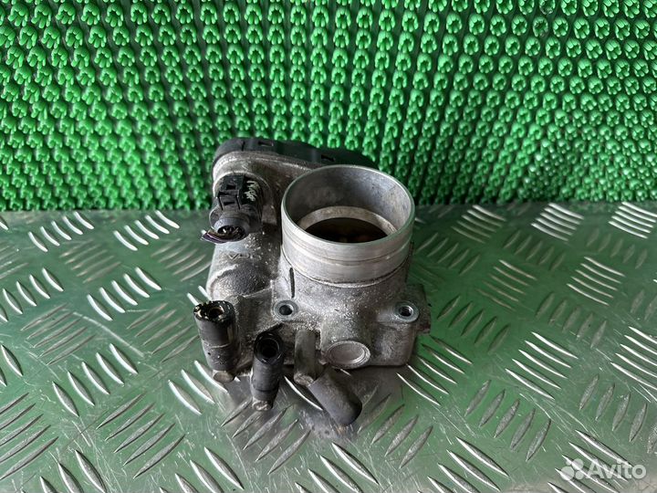 Заслонка дроссельная Volkswagen Golf 4 1.6 8V AVU