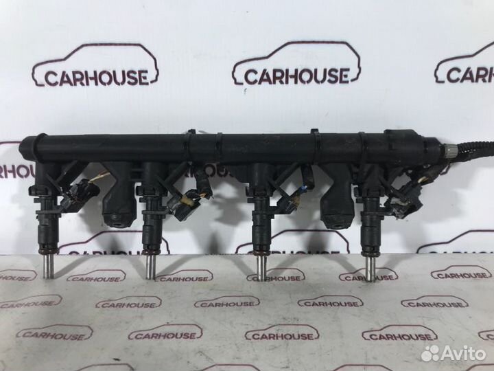 Рампа с форсунками Peugeot 308 1.6 EP6