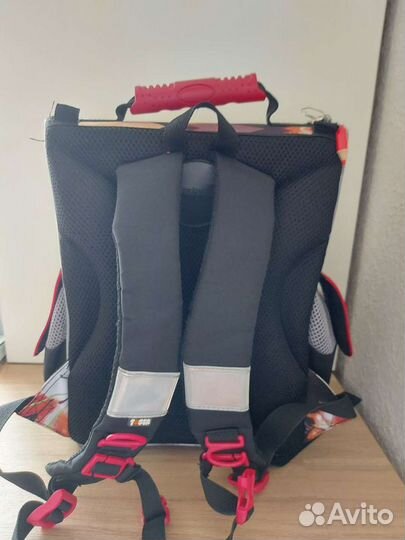 Ранец с ортопедической спинкой