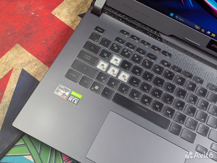 Asus ROG strix 2,5K R7-6800H / RTX 3060-130W/ DDR5