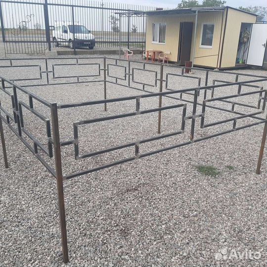 Оградки/столы,лавочки/кресты