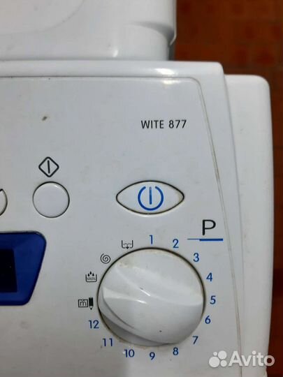 Стиральная машина с вертикальной загрузкой